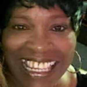 Meet your Posher, Lynette